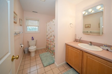 Oak Bluffs Martha's Vineyard vacation rental - 2nd Floor Hallway Full bath