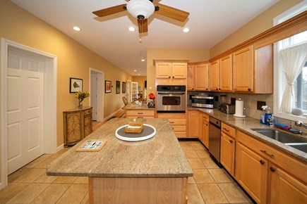 Oak Bluffs Martha's Vineyard vacation rental - Kitchen