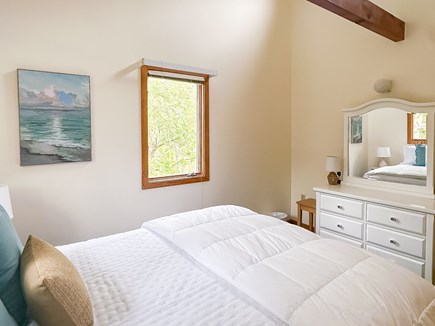 Edgartown Martha's Vineyard vacation rental - Second floor Queen bedroom