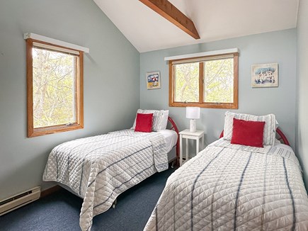 Edgartown Martha's Vineyard vacation rental - Second floor bedroom with (2) twin beds