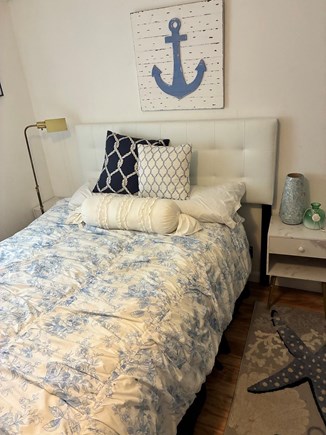 Oak Bluffs Martha's Vineyard vacation rental - Bedroom with Queen bed, TV and AC