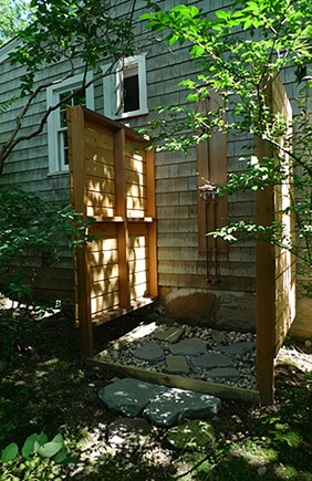 Edgartown Martha's Vineyard vacation rental - Outdoor shower