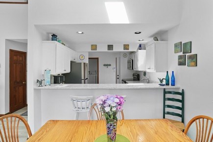 Edgartown  Martha's Vineyard vacation rental - Dining room and bar