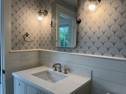Oak Bluffs Martha's Vineyard vacation rental - Downstairs half bath