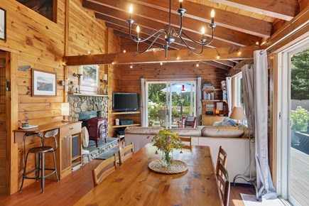 Chilmark Martha's Vineyard vacation rental - Dining room/living room
