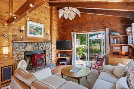 Chilmark Martha's Vineyard vacation rental - Living room