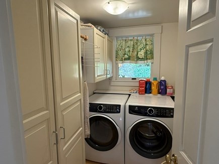 West Tisbury Martha's Vineyard vacation rental - Laundry
