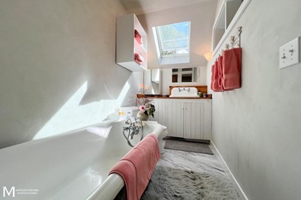 West Tisbury Martha's Vineyard vacation rental - Bath 3-Second Floor-Shared