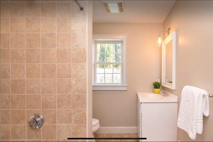 Edgartown Martha's Vineyard vacation rental - First Floor Guest Bath