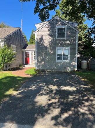 Edgartown Martha's Vineyard vacation rental - Guest house with private entrance with 1.5 bath and queen bed.