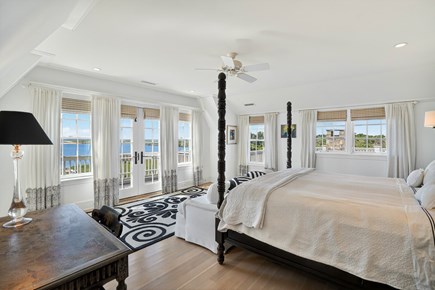 Katama-Edgartown Martha's Vineyard vacation rental - BR2 King En Suite, Second Floor