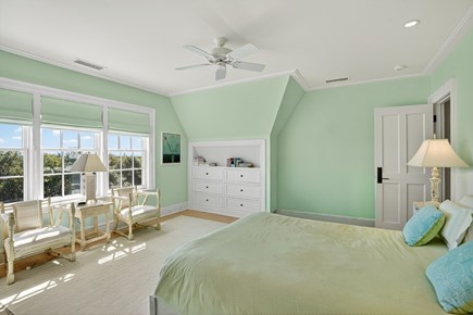 Katama-Edgartown Martha's Vineyard vacation rental - BR4 Queen En Suite, Second Floor