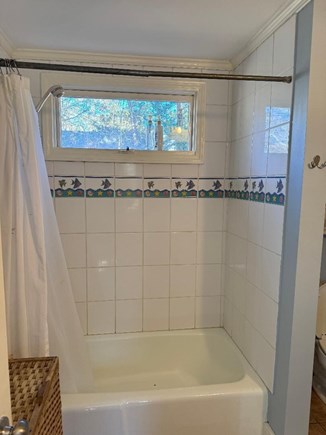 Chilmark Martha's Vineyard vacation rental - Tile bath