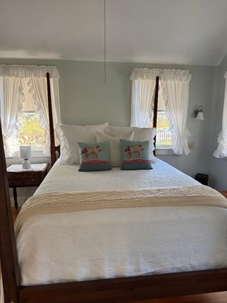 Chilmark Martha's Vineyard vacation rental - Quality beddings make this an oasis