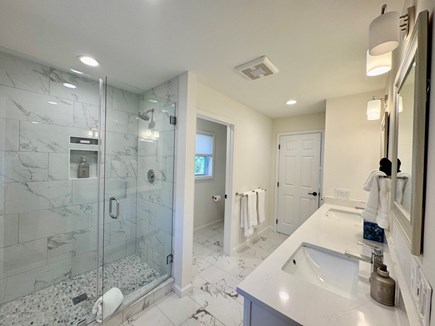 Vineyard Haven Martha's Vineyard vacation rental - Beautiful glass showers in this new home