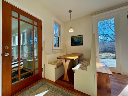 Chilmark Martha's Vineyard vacation rental - Cozy dining and breakfast nook