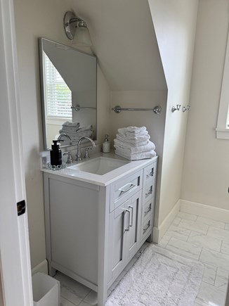 Edgartown  Martha's Vineyard vacation rental - Bright en-suite bath with a generous vanity and fresh linens.