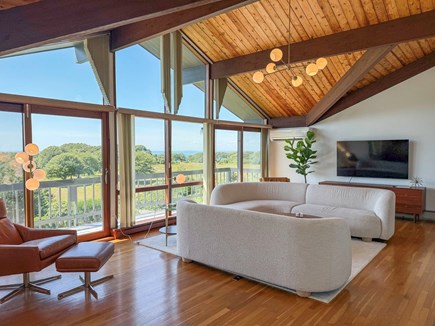 Chilmark Martha's Vineyard vacation rental - Living Room