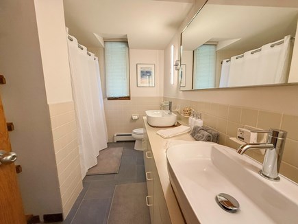 Chilmark Martha's Vineyard vacation rental - Shared Full Bathroom, Shower Tub Combo, Lower Level