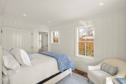 Dowtown Edgartown Martha's Vineyard vacation rental - BR1 Queen En Suite, First Floor