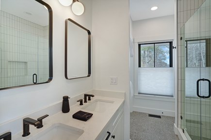 Edgartown Martha's Vineyard vacation rental - BR3 King En Suite with Shower Stall, Second Floor