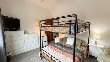 Edgartown Martha's Vineyard vacation rental - BR3 Double over Double Bunk Bed, Second Floor
