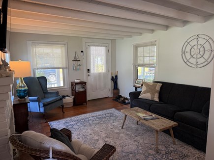 Oak Bluffs, East Chop Martha's Vineyard vacation rental - Large living room with TV