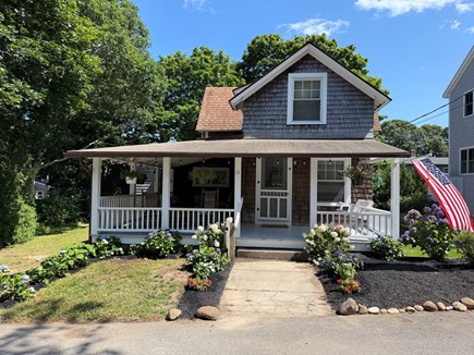 Oak Bluffs, East Chop Martha's Vineyard vacation rental - Front of House