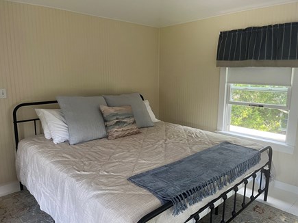 Oak Bluffs, East Chop Martha's Vineyard vacation rental - Upstairs Bedroom w/King