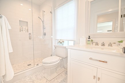 Edgartown Martha's Vineyard vacation rental - First Floor Bathroom