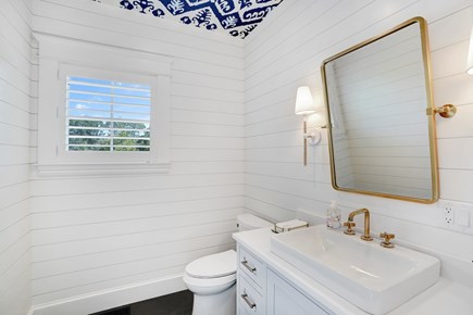Edgartown Martha's Vineyard vacation rental - 1/2 Bath