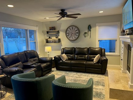 Vineyard Haven, Tisbury Martha's Vineyard vacation rental - Family room