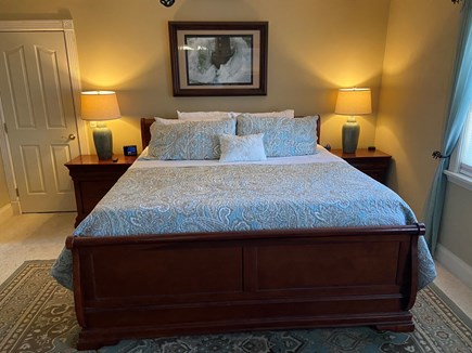 Vineyard Haven, Tisbury Martha's Vineyard vacation rental - Master bedroom king