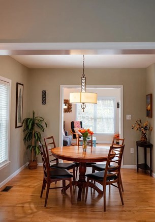 Vineyard Haven Martha's Vineyard vacation rental - Dining Room