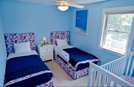 Edgartown Martha's Vineyard vacation rental - Guest bedroom with twin beds.