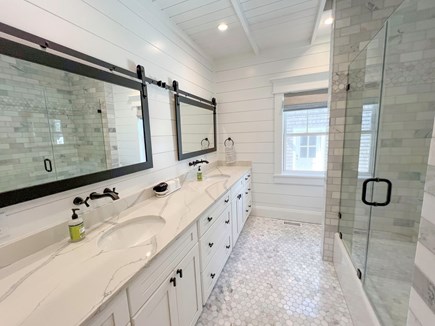 Edgartown Martha's Vineyard vacation rental - Hall Bath with Shower Tub Combo, First Floor