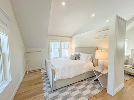 Edgartown Martha's Vineyard vacation rental - BR4 Queen with Half Bath En Suite, Guest House, Second Floor