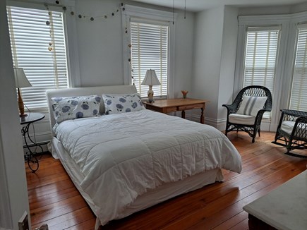 Vineyard Haven, Hydrangea House Martha's Vineyard vacation rental - Bedroom 3