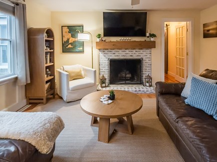 Edgartown Martha's Vineyard vacation rental - Comfortable living room