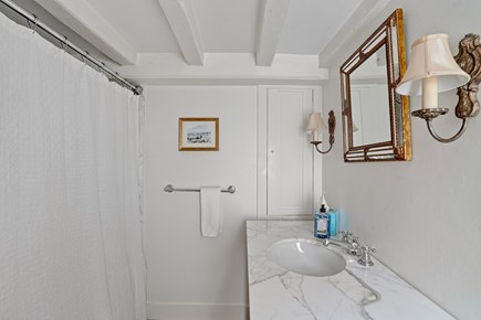 Edgartown Martha's Vineyard vacation rental - Full bath