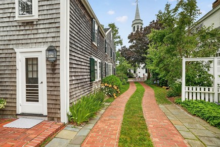 Edgartown Martha's Vineyard vacation rental - Driveway
