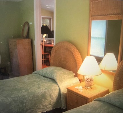 Vineyard Haven Martha's Vineyard vacation rental - Twin bedroom