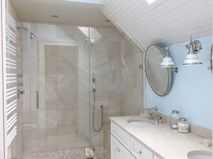 Katama-Edgartown Martha's Vineyard vacation rental - BR2 En Suite with Shower, Second Floor
