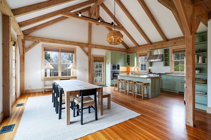 Edgartown, Katama and Close to Downtown Martha's Vineyard vacation rental - Open floor featuring a well-appointed kitchen and dining area.