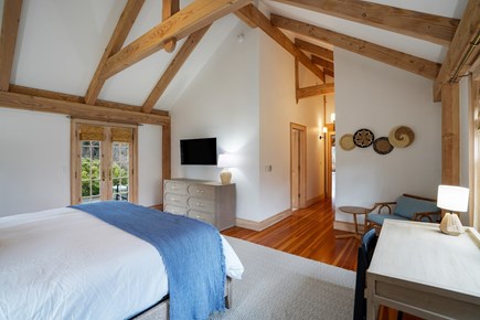 Edgartown, Katama and Close to Downtown Martha's Vineyard vacation rental - First floor primary with an en suite bath.