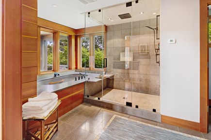 Oak Bluffs Martha's Vineyard vacation rental - Primary Ensuite Bathroom