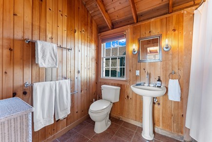 West Tisbury Martha's Vineyard vacation rental - BR1 En Suite with Shower Tub Combo, First Floor