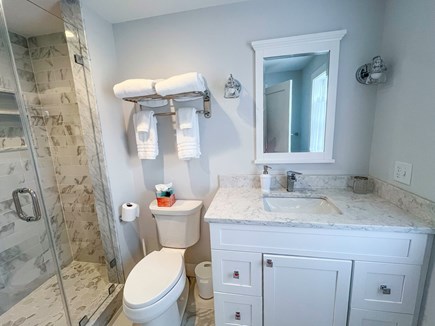 Edgartown Martha's Vineyard vacation rental - BR2 En Suite with Shower, Second Floor