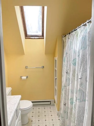 Vineyard Haven Martha's Vineyard vacation rental - Upstairs bathroom