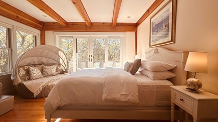 Chilmark Martha's Vineyard vacation rental - Queen bed in primary bedroom with ensuite
